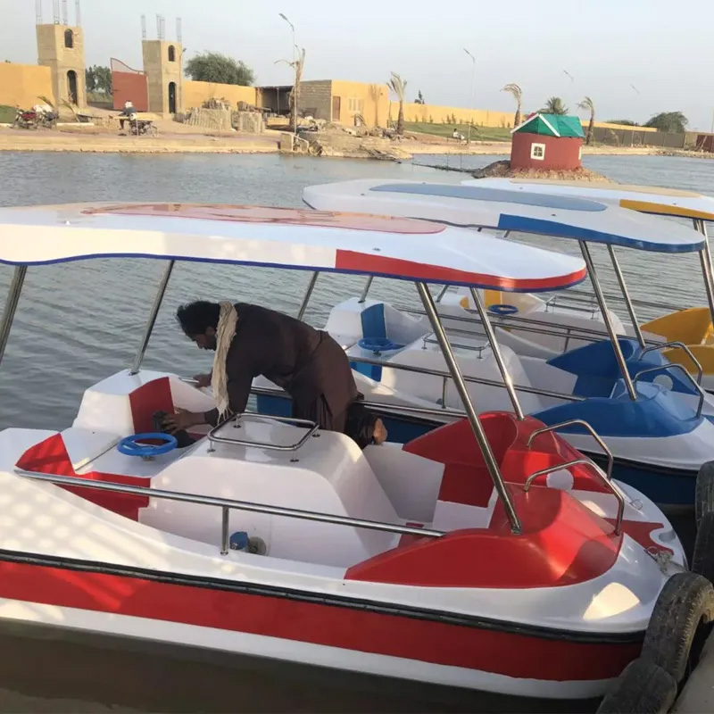 일반 4인승 유리섬유 페달보트